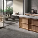 Piastrella in gres porcellanato effetto pietra