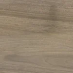 Piastrella in gres porcellanato effetto legno