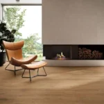 Piastrella in gres porcellanato effetto legno