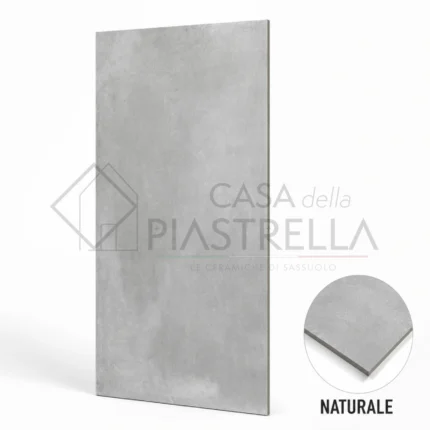 Piastrella 60x120 in gres porcellanato effetto cemento grigio chiaro per pavimenti e rivestimenti moderni